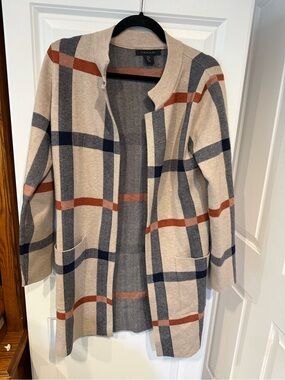 Tahari Beige Open Cardigan with Navy and Rust Stripes